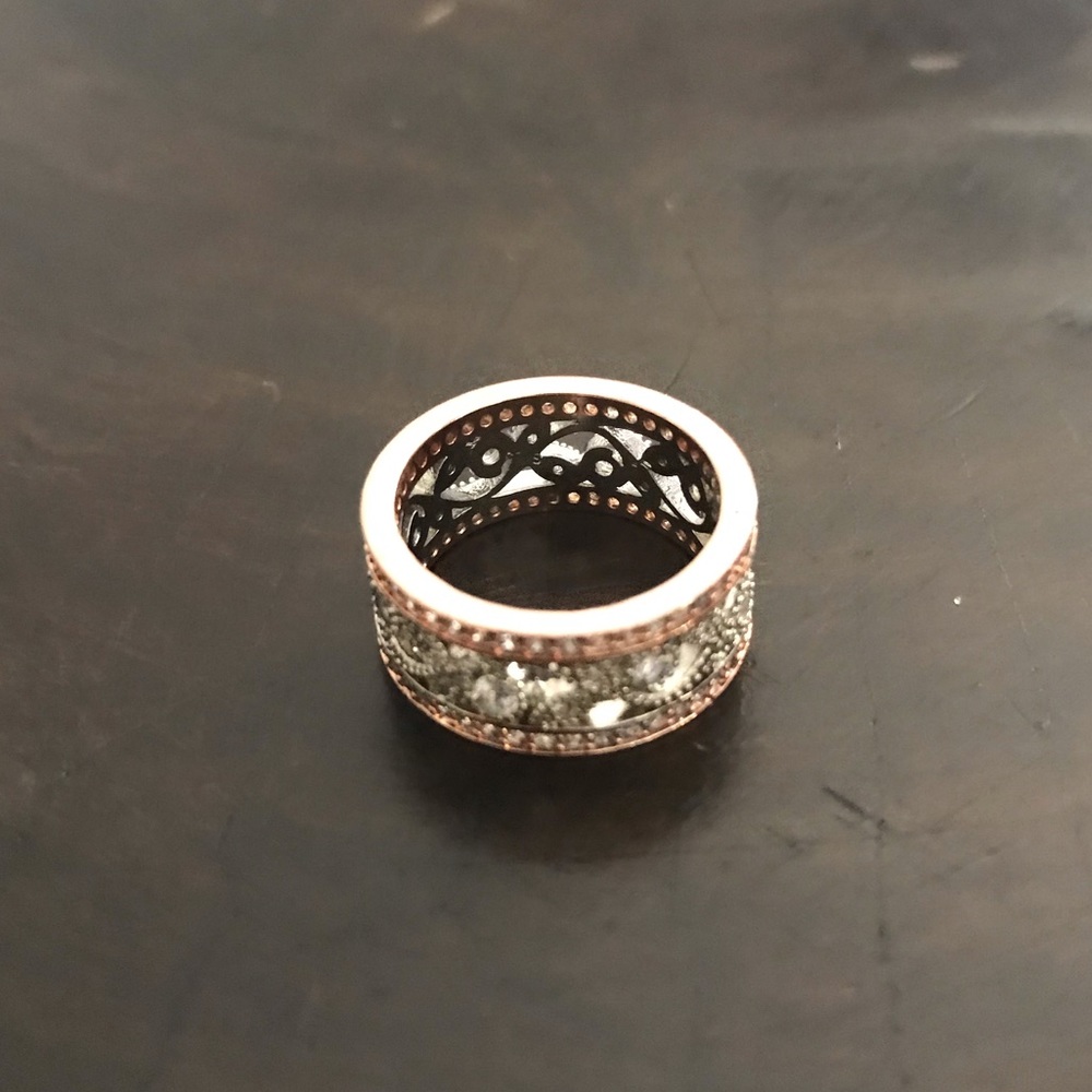 Two Tone 925 Sterling Silver Diamond Cutout Ring - Picture 3 of 5